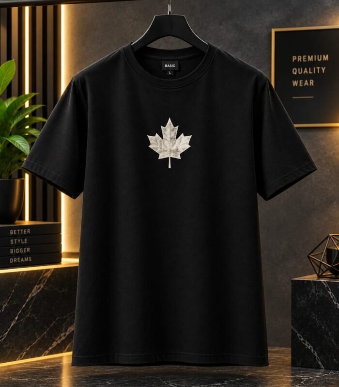 Maple Leaf Minimal Graphic T-Shirt – Black